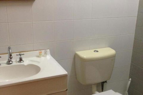 Hi Way Inn Motel - Tourism Caloundra 2