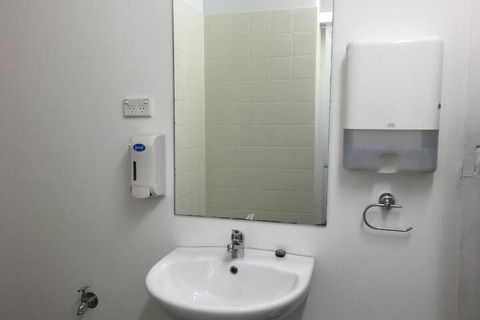 Hi Way Inn Motel - Tourism Caloundra 6