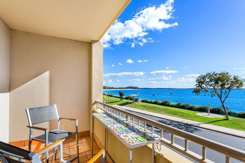 Whitesands - Tourism Caloundra 0