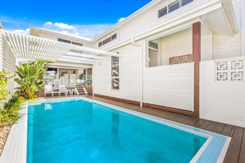Salt Beach House 22 - Tourism Caloundra 0