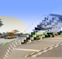 City Stadium Apartment on the riverfront - Tourism Caloundra