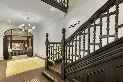 Farmers Home Hotel - Tourism Caloundra 0