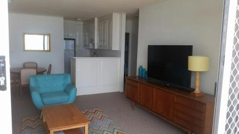 Oceanic Unit 19 8 12 North Street Forster - Tourism Caloundra 1
