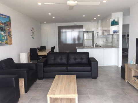 Oceanic Unit 19 8 12 North Street Forster - Tourism Caloundra 4