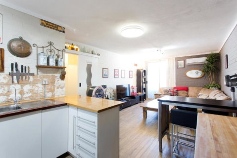 The Original Fremantle Apartment - Tourism Caloundra 2