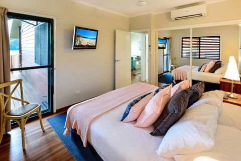 NEWLY BEAUTFULLY RENOVATED 16 The Casuarina 3 Bedroom House With 180 Degree Ocean Views - Tourism Caloundra 1
