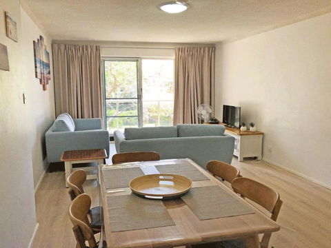 10 Parkview 11 13 Catalina Close Peaceful Park Views - Tourism Caloundra 5