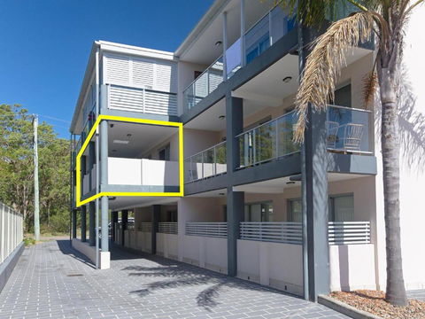 9 Shoal Bay Beach Apartments 2 Shoal Bay Road Air Conditioning & Complex Swimming Pool - Tourism Caloundra 5