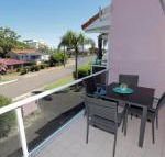 4 Frangipani 30 Leonard Avenue spacious townhouse - Tourism Caloundra