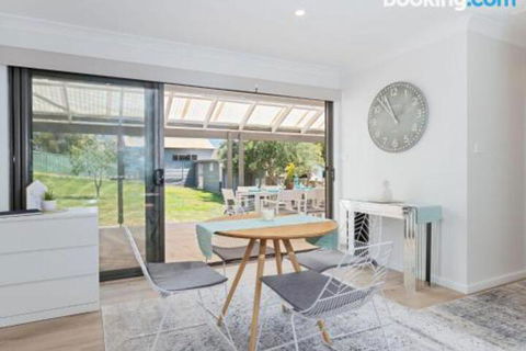 Bay Dream Believer 16 Verona Road Pet Friendly Boat Parking & WIFI - Tourism Caloundra 1