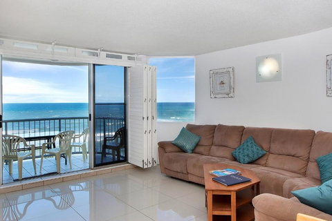 Monterey Lodge Unit 10 27 Warne Terrace. Kings Beach - Tourism Caloundra 5