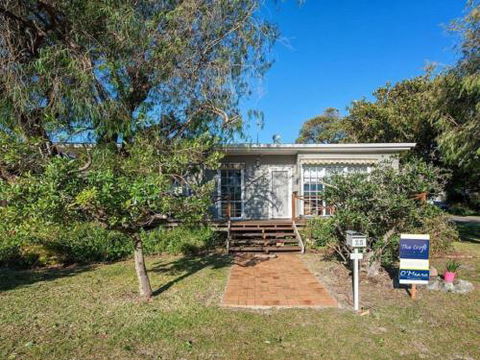 The Croft 11 Boulder Bay Rd Cosy Beach House With Aircon & Only 270m To The Beach - Tourism Caloundra 0