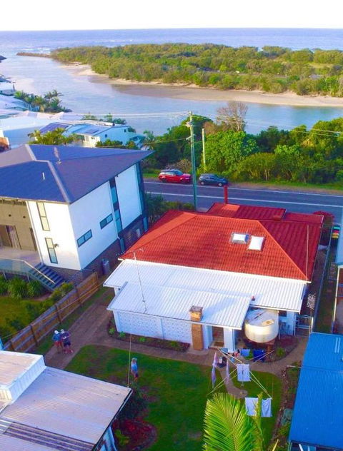 A Drop In The Ocean Kingscliff - Tourism Caloundra 1