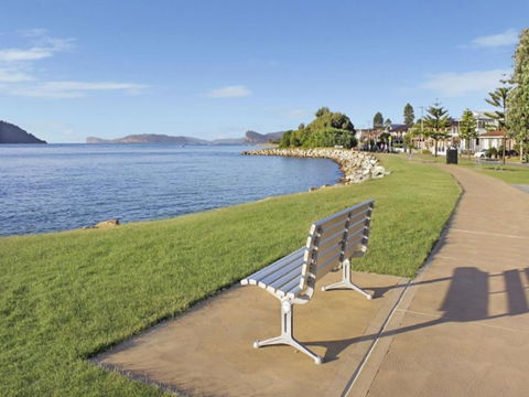Hinterland Luxury 1 Bedroom Hinterland View Apt - Tourism Caloundra 2