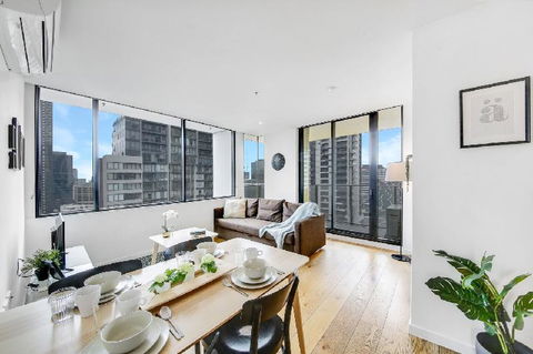A Stylish 2BR CBD Apt With Beautiful City Views - Tourism Caloundra 5