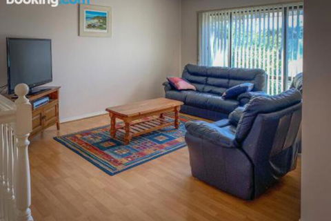 Endeavour 6 - Tourism Caloundra 5