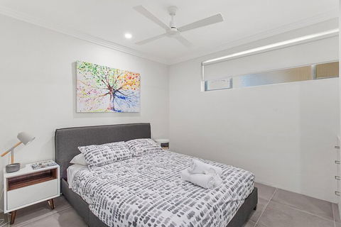 Bay Village Unit 11 / 47 Shoal Bay Road - Tourism Caloundra 4