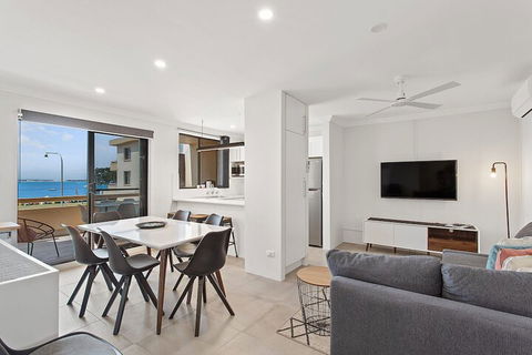 Bay Village Unit 11 / 47 Shoal Bay Road - Tourism Caloundra 3