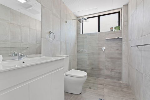 Bay Village Unit 11 / 47 Shoal Bay Road - Tourism Caloundra 6