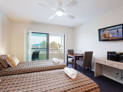 Oaks Pacific Blue 278 265 Sandy Point Road - Tourism Caloundra 1