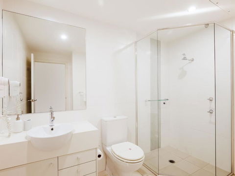 Oaks Pacific Blue 278 265 Sandy Point Road - Tourism Caloundra 5