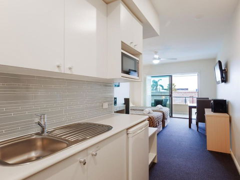 Oaks Pacific Blue 278 265 Sandy Point Road - Tourism Caloundra 6