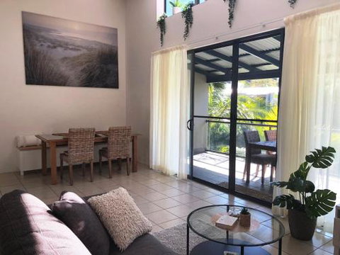 Baden 86 Rainbow Shores Walk To Beach Top Floor Air Conditioned Unit - Tourism Caloundra 0