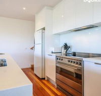 Villa Isola - Tourism Caloundra