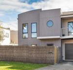 Paradise in Cowes - Tourism Caloundra
