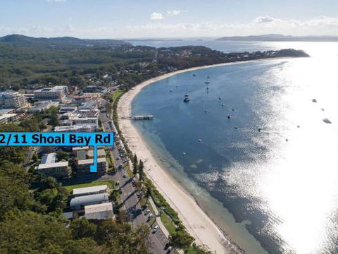 2 Shoal Towers 11 Shoal Bay Rd Across The Road To Beautiful Shoal Bay Beach - Tourism Caloundra 0