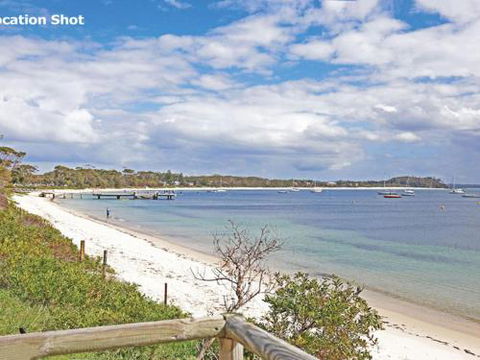 2 Shoal Towers 11 Shoal Bay Rd Across The Road To Beautiful Shoal Bay Beach - Tourism Caloundra 3