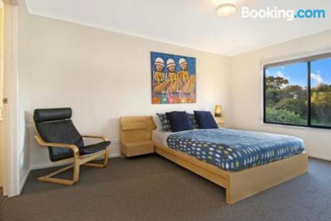 A One One Two At Island Beach - Tourism Caloundra 2