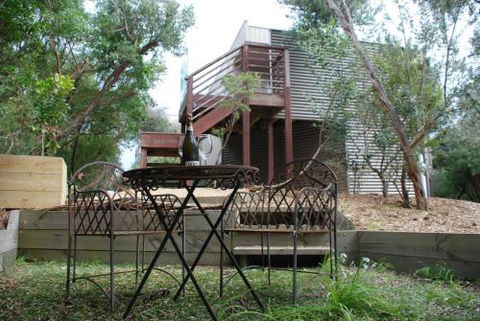 SURF Side SECRET INVERLOCH - Tourism Caloundra 2