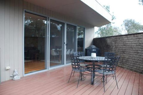 SURF Side SECRET INVERLOCH - Tourism Caloundra 4