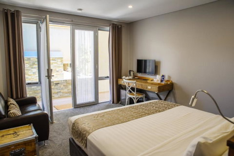 Maand Up - Tourism Caloundra 5