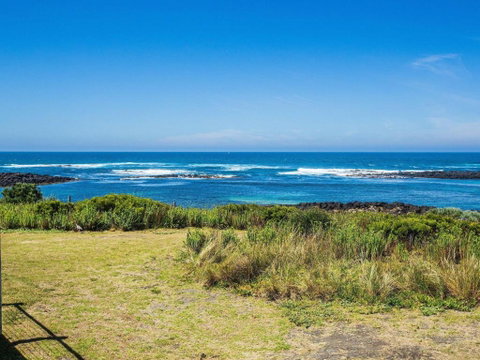WYTONIA 1 - Tourism Caloundra 1