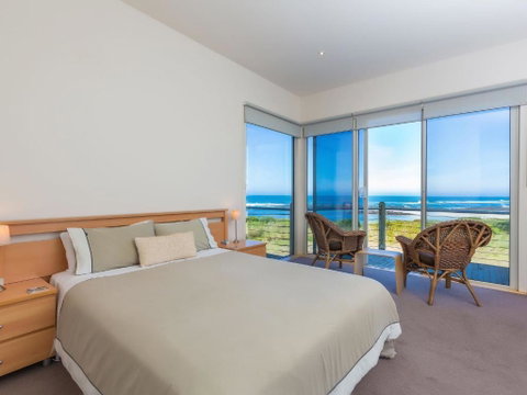 WYTONIA 1 - Tourism Caloundra 3