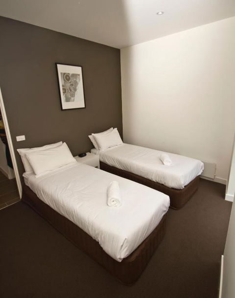 St Falls West 101 - Tourism Caloundra 3