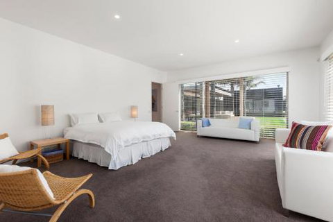 Franklin House - Tourism Caloundra 4