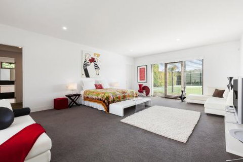 Franklin House - Tourism Caloundra 6
