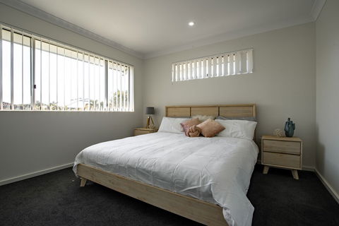 Underwood Road 62 - Tourism Caloundra 6