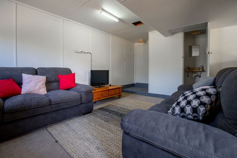 Underwood Road 62 - Tourism Caloundra 0
