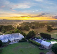 Wembley House Southern Highlands with 4pm Check Out Sunday - Tourism Caloundra
