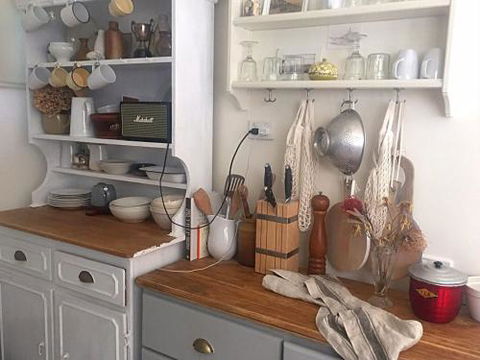 Writers Loft Erowal Bay 4pm Check Out Sundays - Tourism Caloundra 1