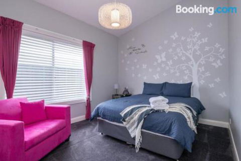 Wentworth Estate 5 Bedroom Luxury Home Sleeps 12 - Tourism Caloundra 6