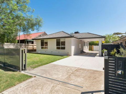 Rosebud Family Escape On Laurens - Tourism Caloundra 6