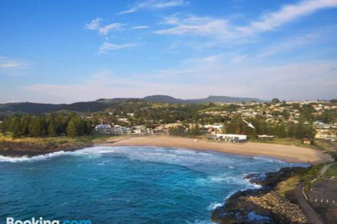 SURF BEACH DREAMS Kiama & Surrounds 4pm Check Out Sundays - Tourism Caloundra 6