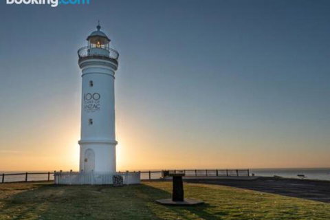 SURF BEACH DREAMS Kiama & Surrounds 4pm Check Out Sundays - Tourism Caloundra 3