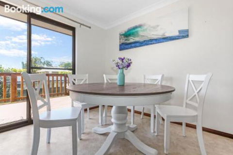 Stingray Shores Your Riverside Escape - Tourism Caloundra 3