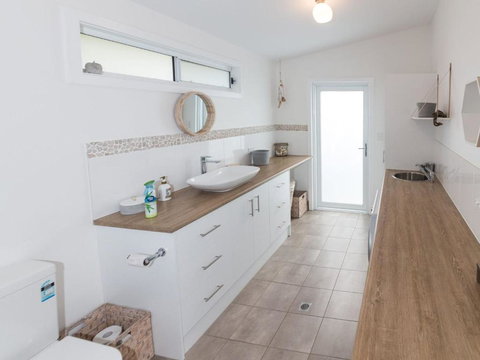 Linga Longa 20 Laronde - Tourism Caloundra 3